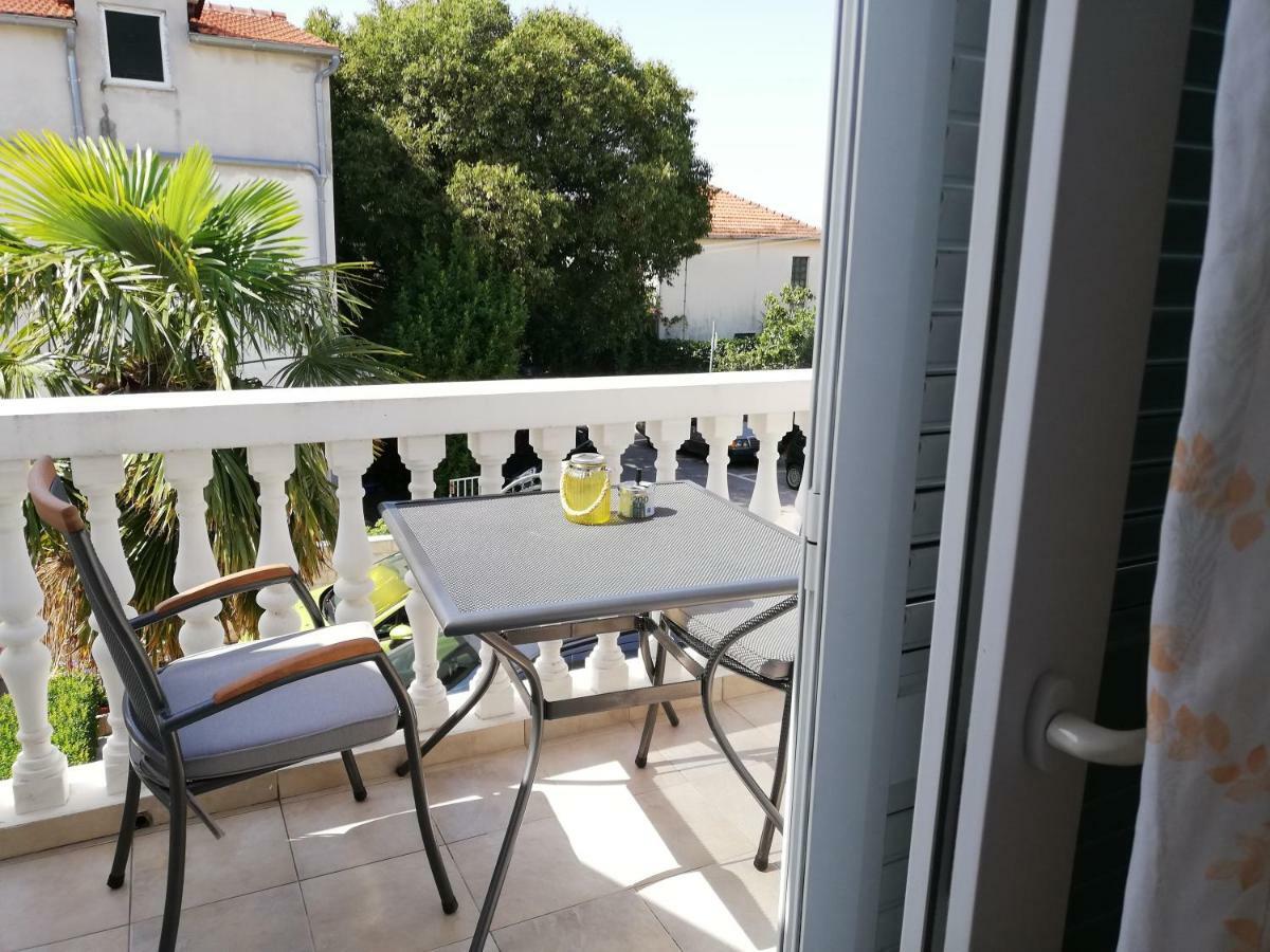 Guest House Micin Vodice Dış mekan fotoğraf