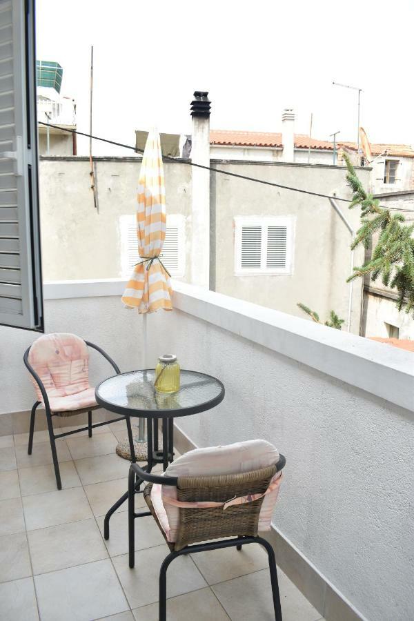 Guest House Micin Vodice Dış mekan fotoğraf